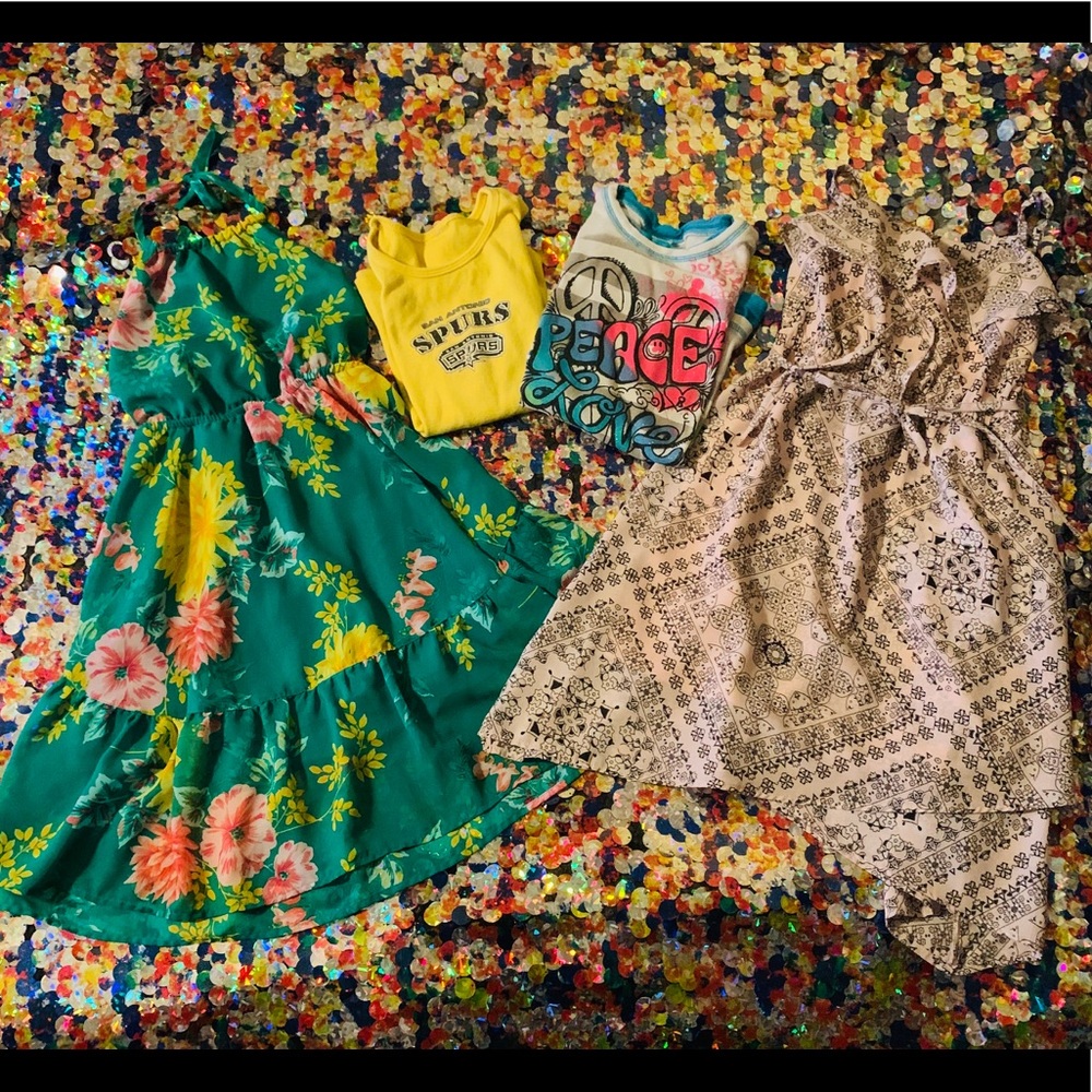 Girls size 5/6 dresses.